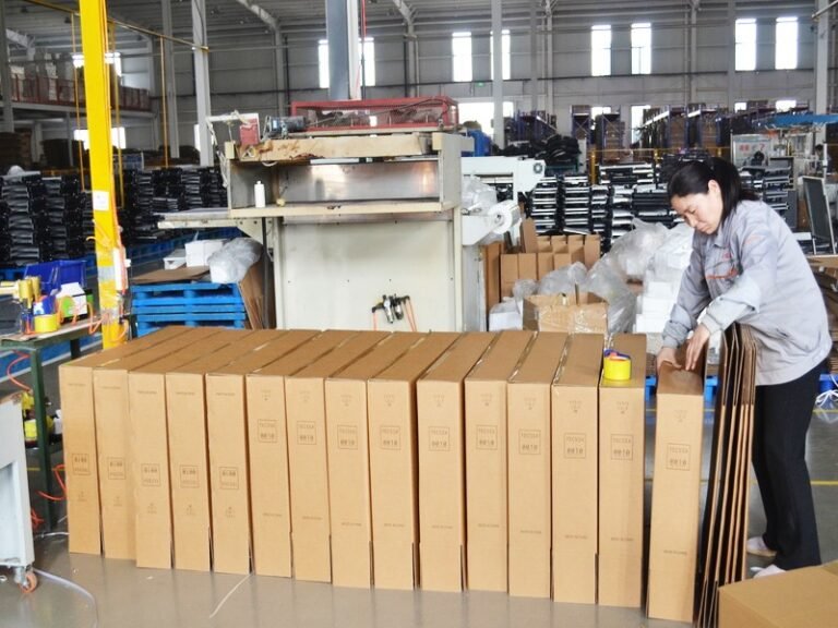 Aluminum radiator packaging