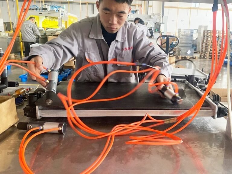 Aluminum radiator quality inspection